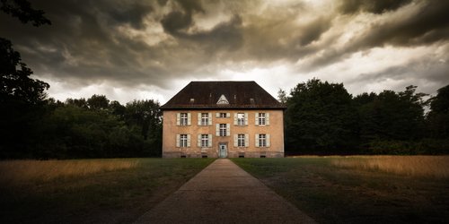 Kannst du der Angst entkommen? Dieser Thriller ist ein Highlight für Freida McFadden-Fans