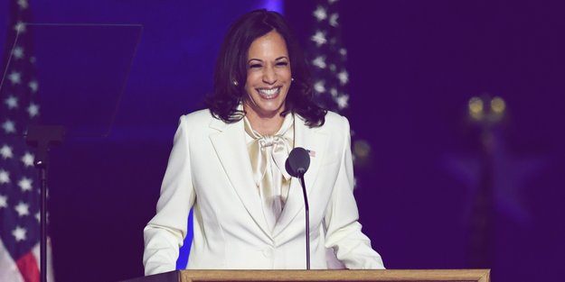 Kamala Harris: Mit diesem Outfit sendet sie eine starke Botschaft