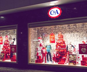 Das ist der perfekte Pulli für Weihnachten und Silvester von C&A