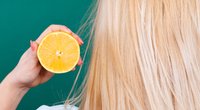 So kannst du deine Haare mit Zitrone aufhellen