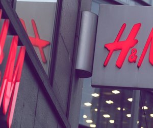 Unschlagbare Deals: H&M hat die besten Tops für den Sommer für unter 10 Euro