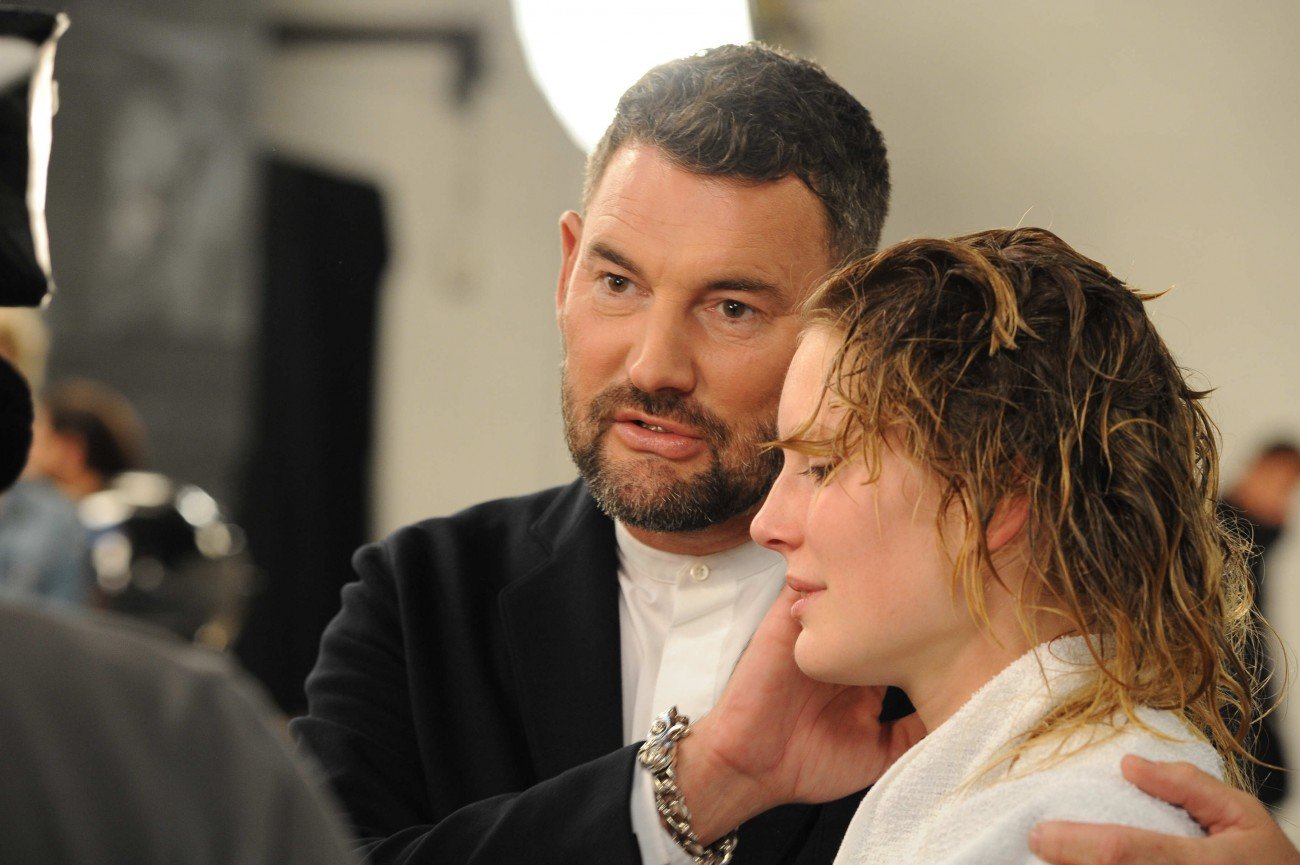 GNTM: Michael Michalsky tröstet Kim GNTM: Michael Michalsky tröstet Kim