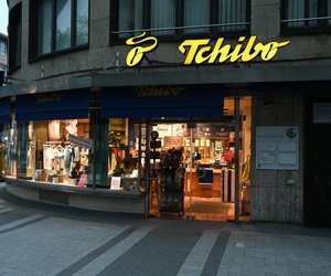 Modern und schlicht: Das vielseitige Regal von Tchibo für dein Zuhause