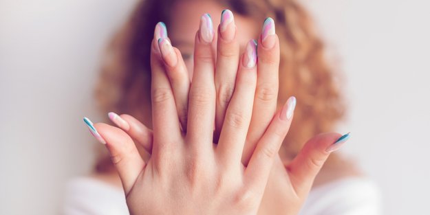 Swirl-Nails: Dieser Nagel-Trend ist jetzt total angesagt!