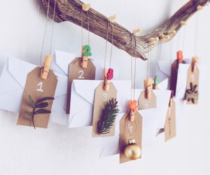 Die besten Adventskalender für Frauen 2022: Von Beauty bis Erotik!