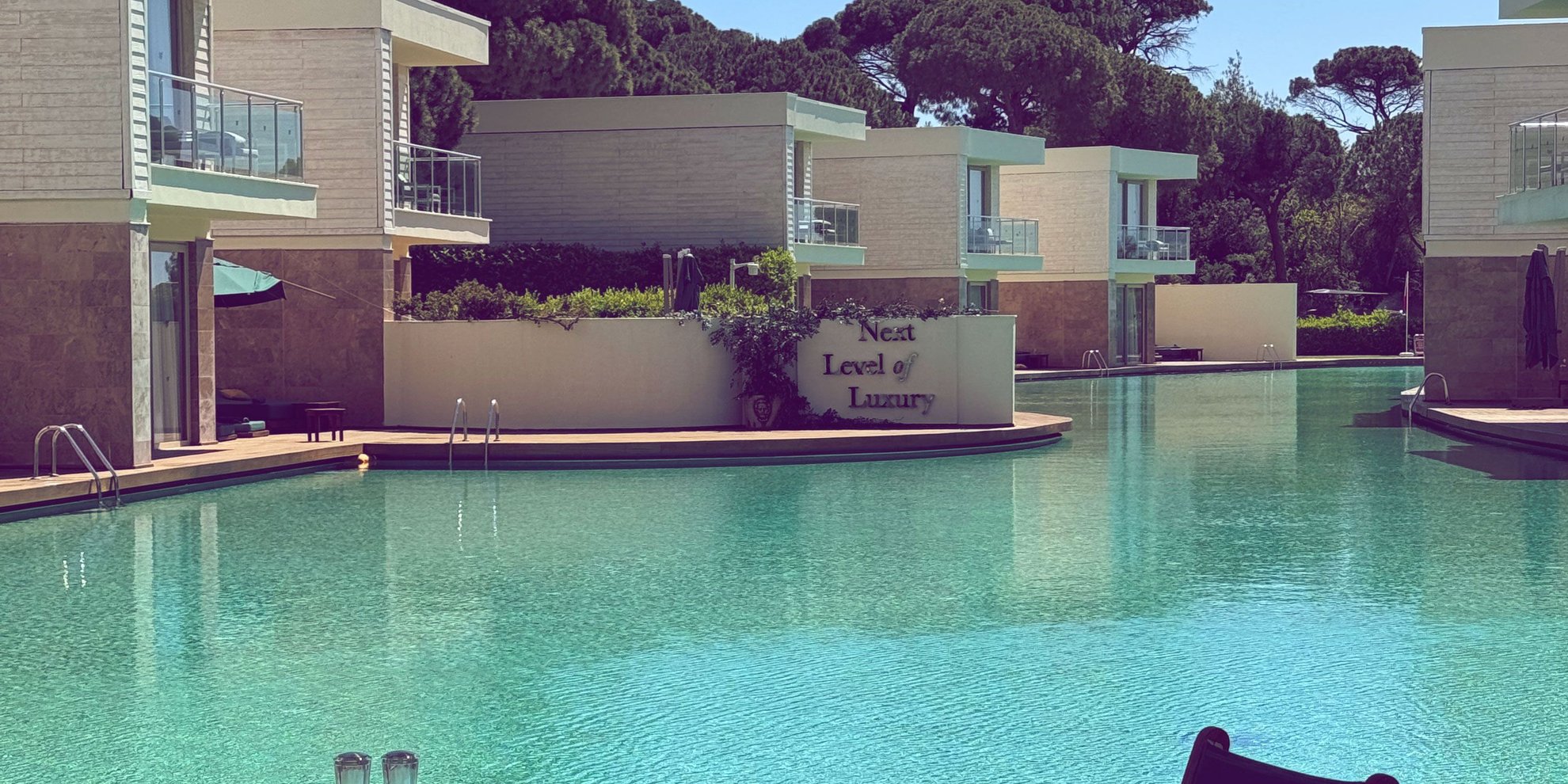 Du bist kein Fan von All-Inclusive Urlaub? Diese 4 Hotels überzeugen dich vom Gegenteil!