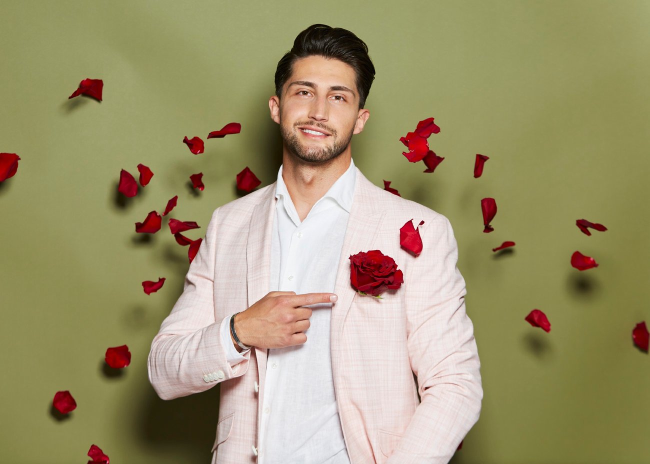 Premiere: Es gibt Neuzugang bei der "Bachelorettte! Premiere: Es gibt Neuzugang bei der "Bachelorettte!
