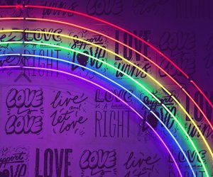 Regenbogen-Tattoo: Bedeutung und die 20 schönsten Motive