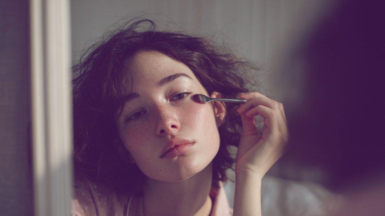 Ich-bin-Lifestyle-Redakteurin-das-sind-meine-Tipps-gegen-ein-aufgedunsenes-Gesicht