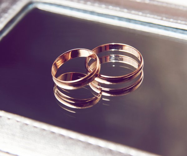Platinhochzeit Bedeutung, Sprüche & Geschenke zum 55. Jubiläum