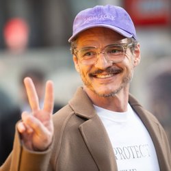 Throwback: So sah Pedro Pascal in den 2000ern aus
