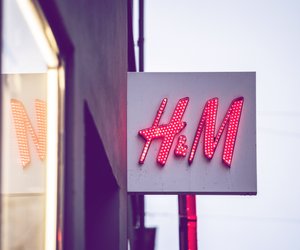 Neu bei H&M: Dieser Sweater sorgt für den Hype des Jahres