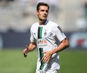 Florian Neuhaus: Wer ist die aktuelle Freundin des Profi-Kickers?