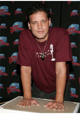 Corey Haim wird betrauert. Corey Haim wird betrauert.