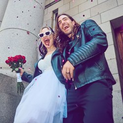 Wie bitte?! Jede*r Vierte würde schon nach wenigen Wochen heiraten?