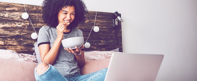 Gesunde Snacks im Home-Office: 10 leckere Ideen für zwischendurch