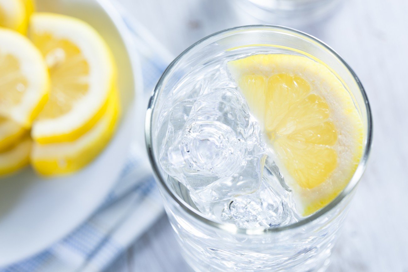 Zitronenwasser Diät