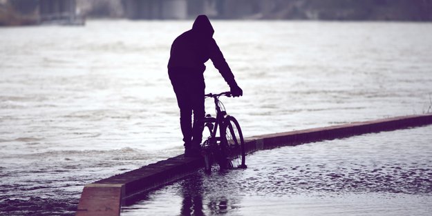 Starke Unwetter & Tornados: In diesen Regionen wird es richtig krass!