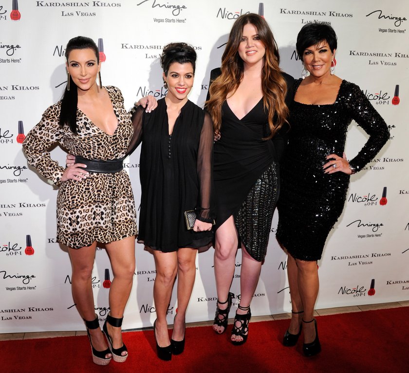 Khloe, Kim und Kourtney Kardashian: Kardashian Khaos Souvenir Store