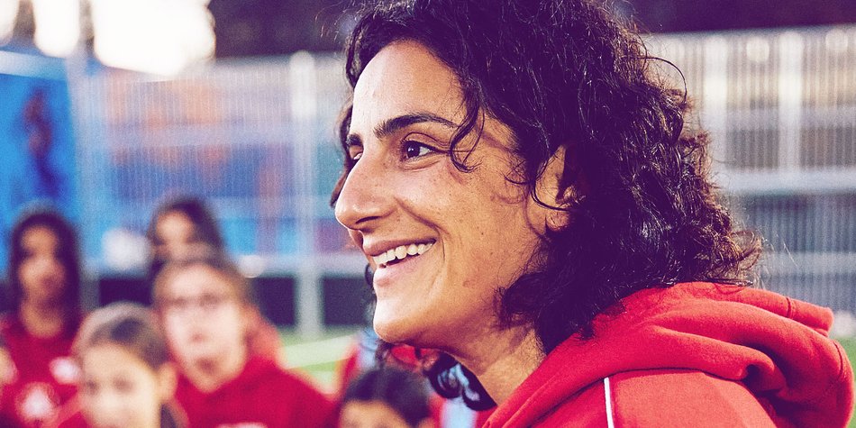 Tuğba Tekkal: „Fußballschuhe waren mein Tor zur Freiheit“