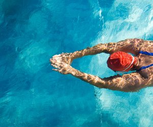 Schwimmen: Abnehmen mit Wassersport-Übungen