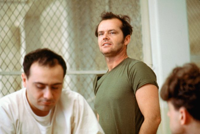 Jack Nicholson mit Freund und Kollege Danny DeVito in „Einer flog über das Kuckucksnest“ (1975)