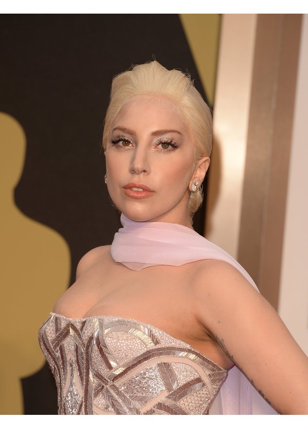 Lady Gaga erwartet vielleicht ihr erstes Kind Lady Gaga erwartet vielleicht ihr erstes Kind