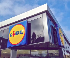 Diese kleinen Solarleuchten von Lidl sorgen für gemütliche Stimmung auf dem Balkon