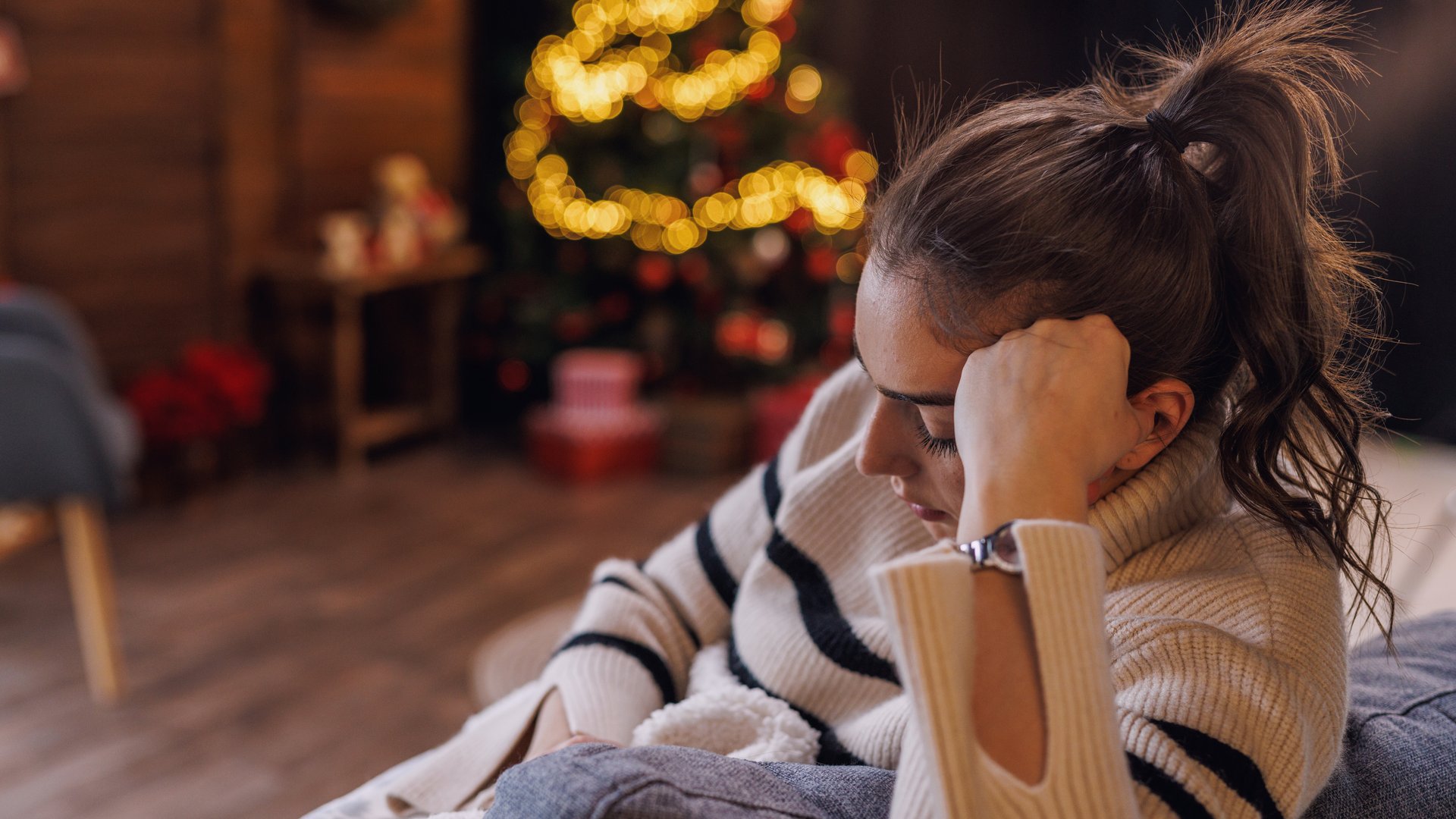 Was-es-ber-dich-aussagt-wenn-Weihnachten-als-Single-f-r-dich-besonders-stressig-ist-laut-Psychologie-