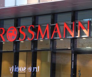 Dieser 3 Euro Lidschatten von Rossmann ist ein Muss für deinen Festivalsommer
