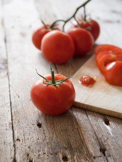 Tomaten sind der perfekte Snack Tomaten sind der perfekte Snack