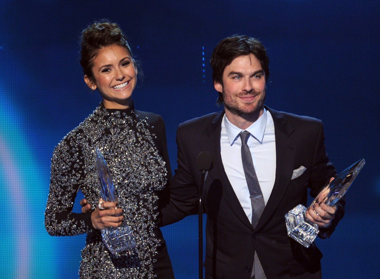 Nina Dobrev und Ian Somerhalder bei den People's Choice Awards Nina Dobrev und Ian Somerhalder bei den People's Choice Awards