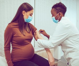 Intensivmediziner fordern Corona-Impfungen auch für Schwangere