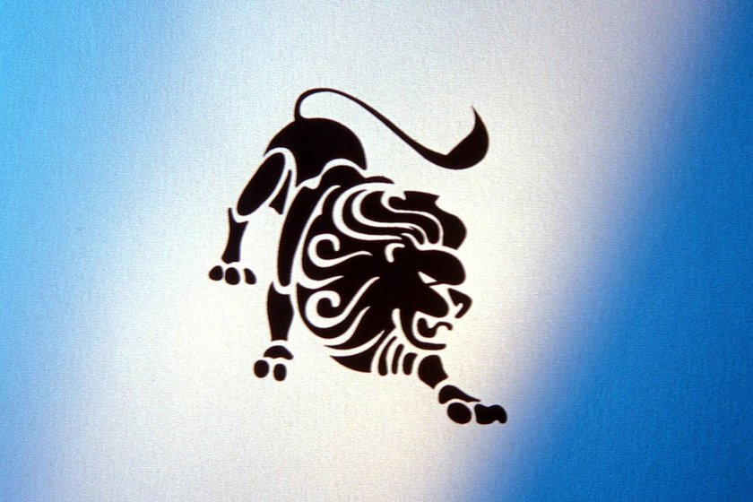 Bildnummer: 50182870  Datum: 25.01.2003  Copyright: imago/Steinach
Sternzeichen - Löwe, Objekte , Symbolfoto; 2003, Sternzeichensymbole, Sternzeichensymbol, Astrologie, Horoskop, Horoskope, Sternbild, Sternbilder, Löwen; , quer, Kbdia, Einzelbild, Freisteller, Studioaufnahme, Deutschland,  , Symbole; Aufnahmedatum geschätzt