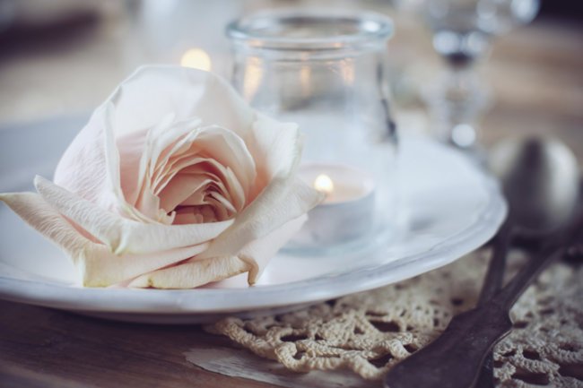 Candle Light Dinner_loonara Candle Light Dinner_loonara