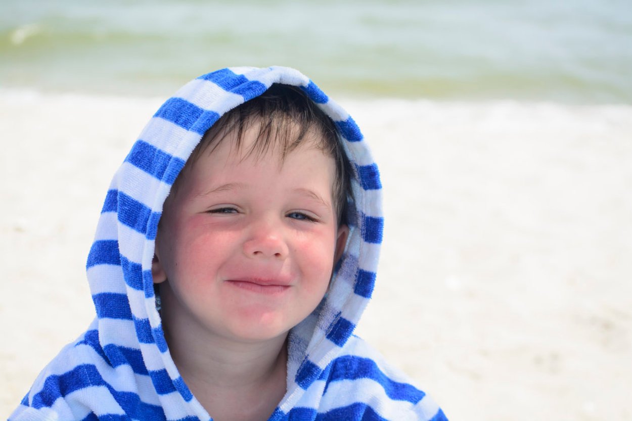 Was hilft gegen Sonnenallergie bei Kindern Was hilft gegen Sonnenallergie bei Kindern