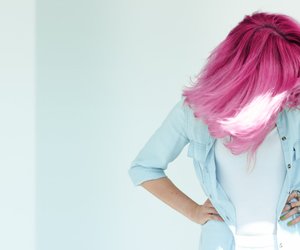 Haare färben mit Krepppapier: Hier kommt die Anleitung!