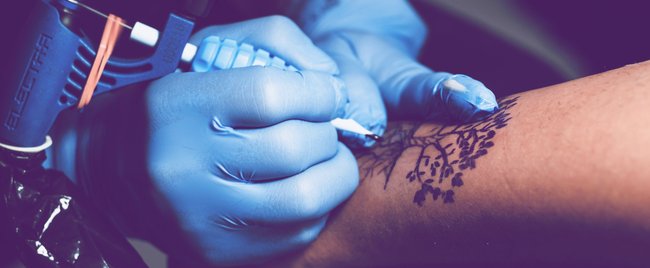 21 Vorlagen für dein ganz besonderes Baum-Tattoo