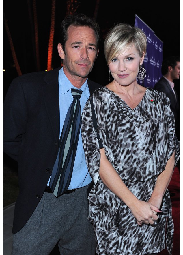 Jennie Garth und Luke Perry bei der Hallmark Channel`s TCA Winter Tour Evening Gala 2011. Jennie Garth und Luke Perry bei der Hallmark Channel`s TCA Winter Tour Evening Gala 2011.