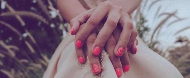 Lust auf was Neues? Diese Nagellackfarben zählen zu den aktuellen Trends im Frühling – laut KI