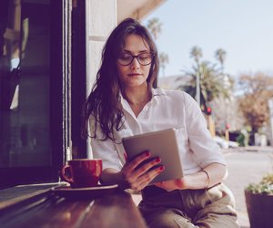 Psychologie: Du verbringst gern Zeit allein? Dann hast du diese 5 (positiven) Eigenschaften