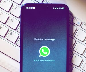 Wegen Corona-Fake-News: WhatsApp begrenzt Weiterleitungen