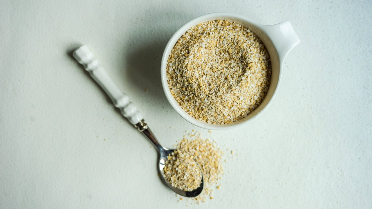 Corridge bietet Beauty- und Fitness-Liebhaber*innen ein gesundes Porridge mit Kollagen in den Sorten Banane & Kokos.