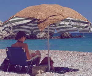 Strandtage inklusive Nervenkitzel: Diese 7 Thriller müssen mit in deinen Urlaub