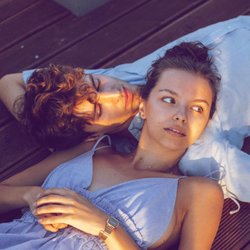 Wann schreiben nach dem ersten Date? Hinge hat die perfekte Formel entwickelt