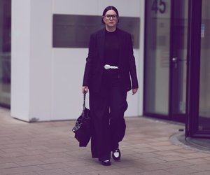 Psychologie: Was es über dich verrät, wenn du am liebsten nur Schwarz trägst