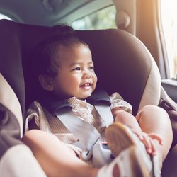 Maxi Cosi: Wie lange kann ich ihn benutzen und wann steige ich um?