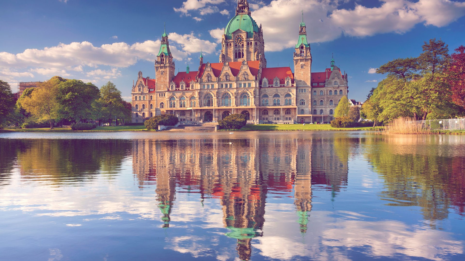 Altstadt-Charme-Food-Szene-viel-Gr-n-8-berraschend-coole-Gro-st-dte-in-Deutschland-die-du-2026-entdecken-solltest