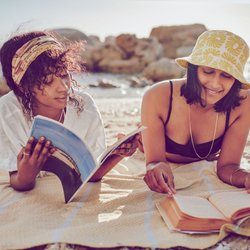 Diese Sternzeichen-Kombinationen sind Freunde fürs Leben