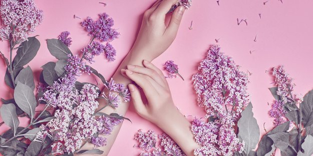 Nicht Nude: Das ist die neue Trendfarbe für die schönste Maniküre ever
